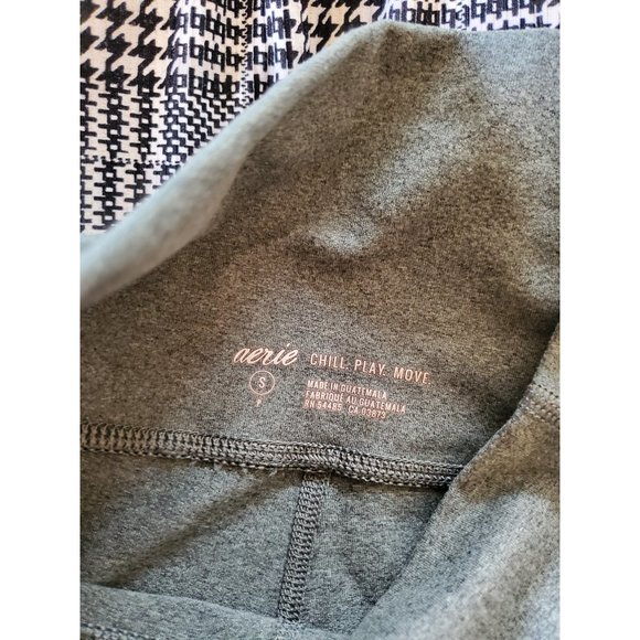 Aerie Green Biker Shorts - Picture 6 of 7